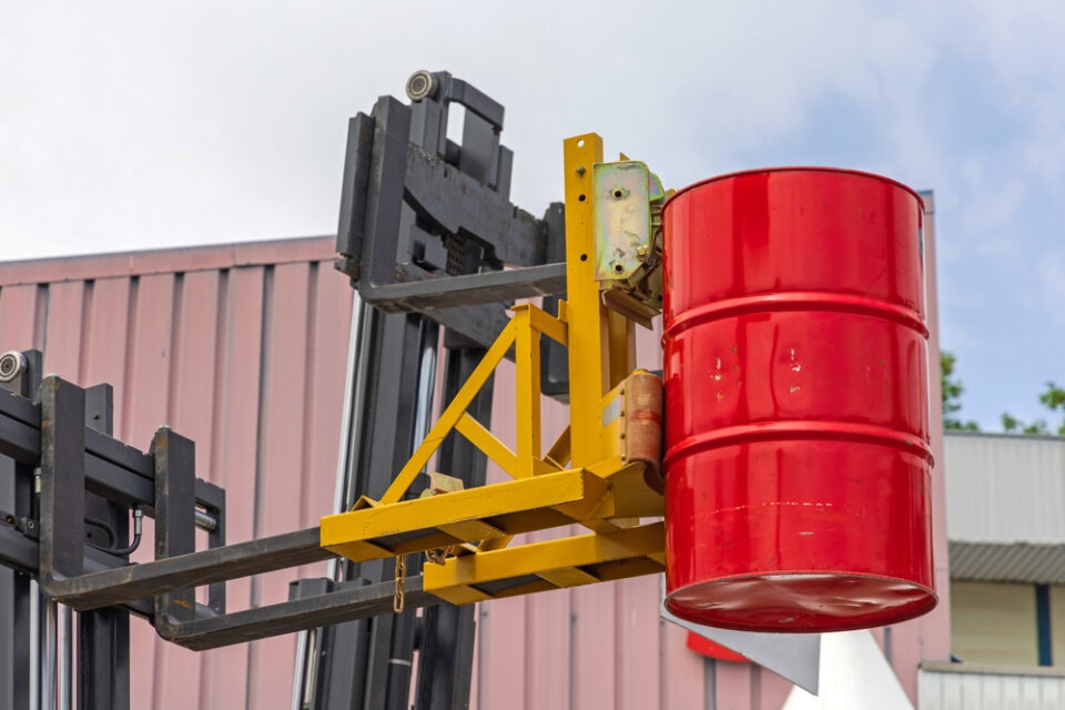 drum lifting equipment