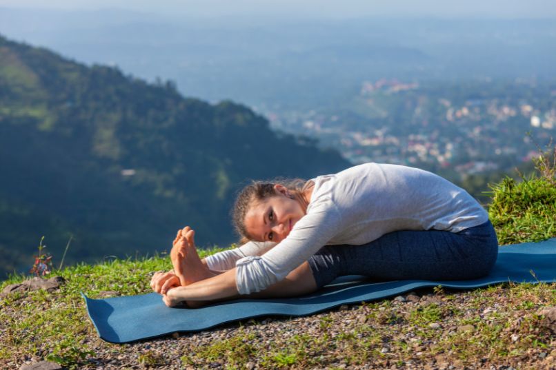  Paschimottanasana