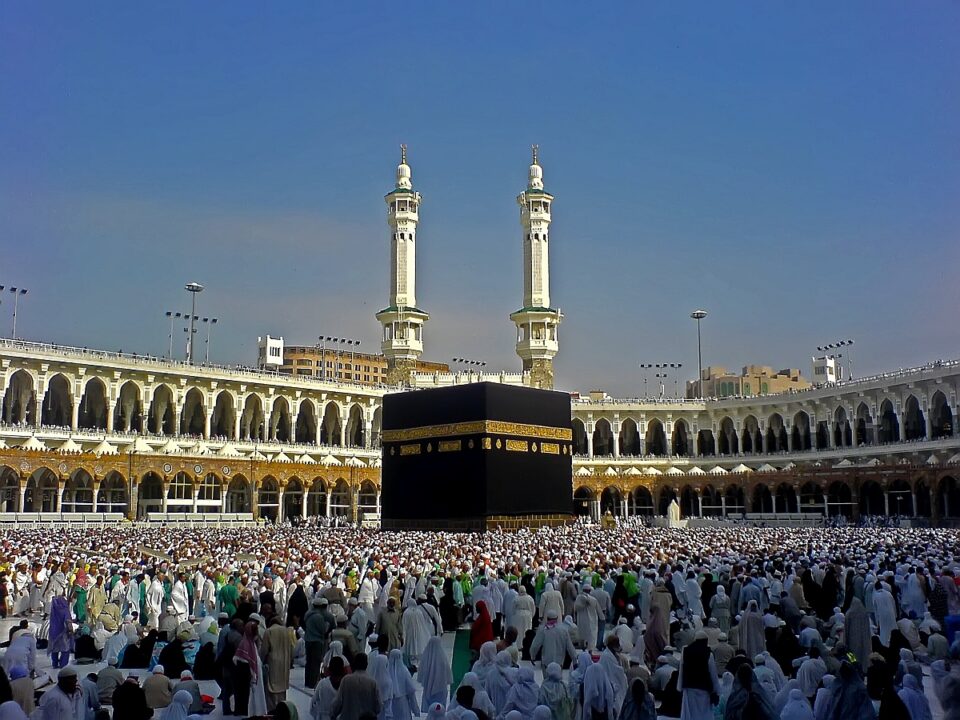 The Journey Of Hajj And Umrah: A Transformational Experience