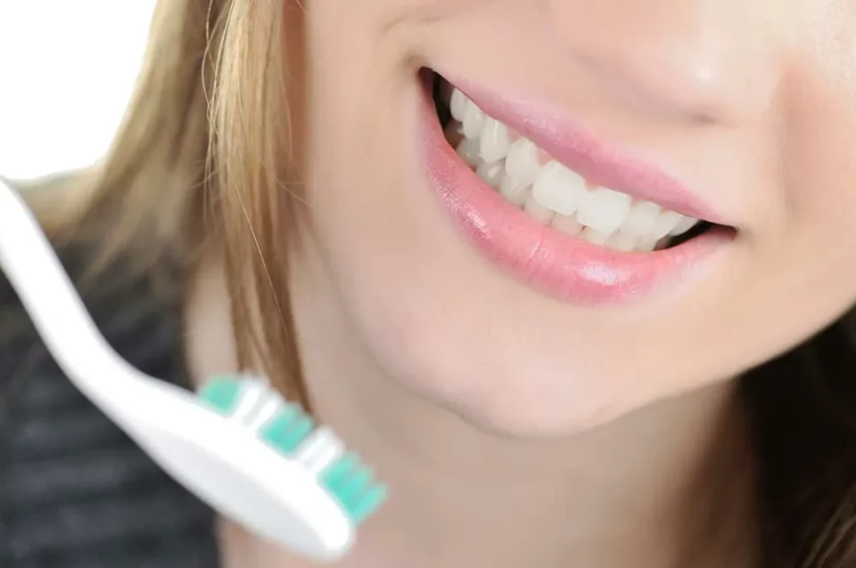 dentist teeth whitening before and after