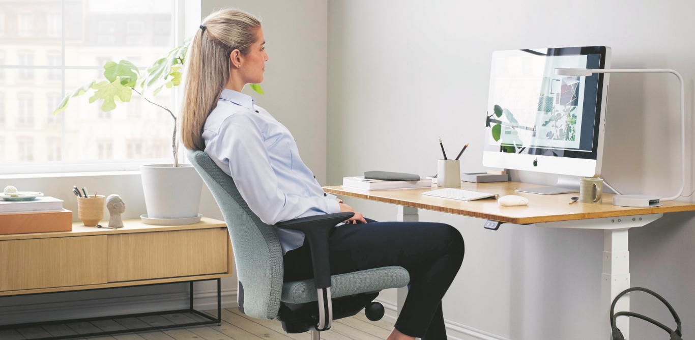 Power Moves and Perfect Posture: Office Chair Trends for Executive Suites