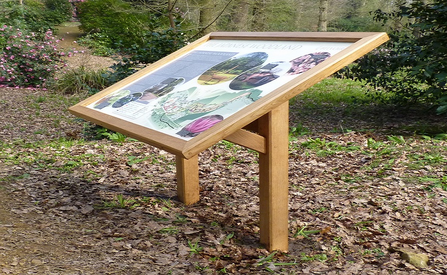 Elegant Wooden Lecterns: Enhance Your Presentation