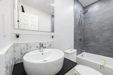 bathroom-renovation-Running-Renos