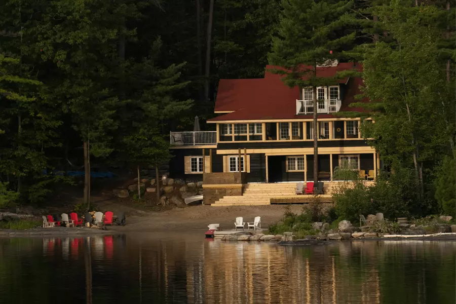 Cottages in Port Carling
